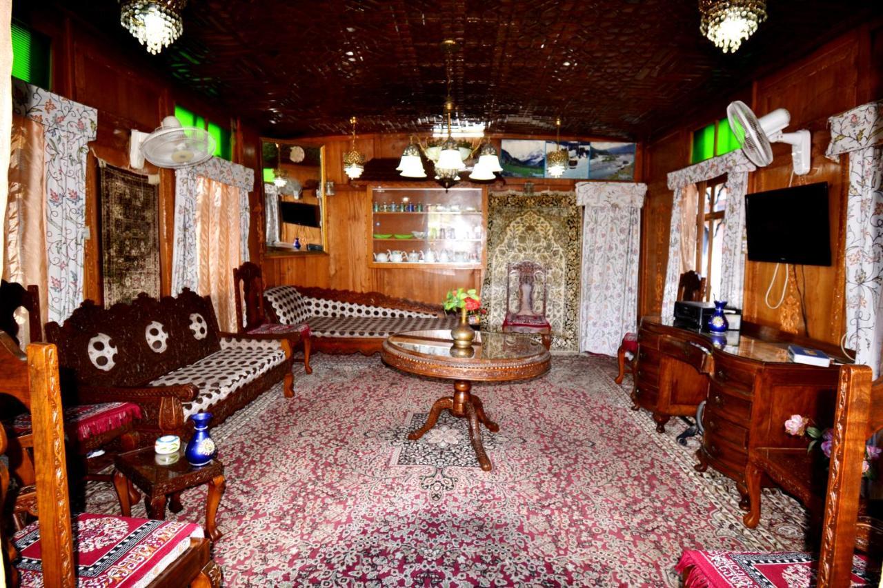 Heritage Shreen Houseboat Srīnagar Dış mekan fotoğraf