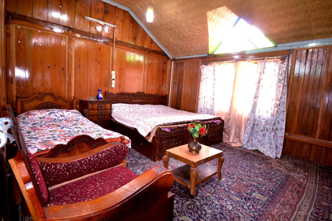 Heritage Shreen Houseboat Srīnagar Dış mekan fotoğraf