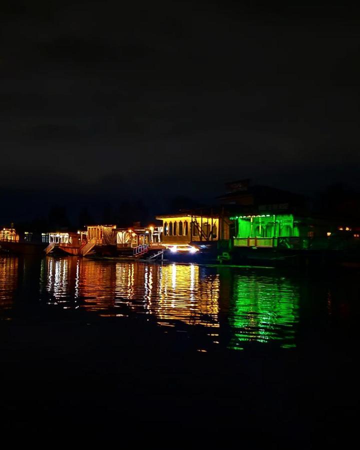 Heritage Shreen Houseboat Srīnagar Dış mekan fotoğraf