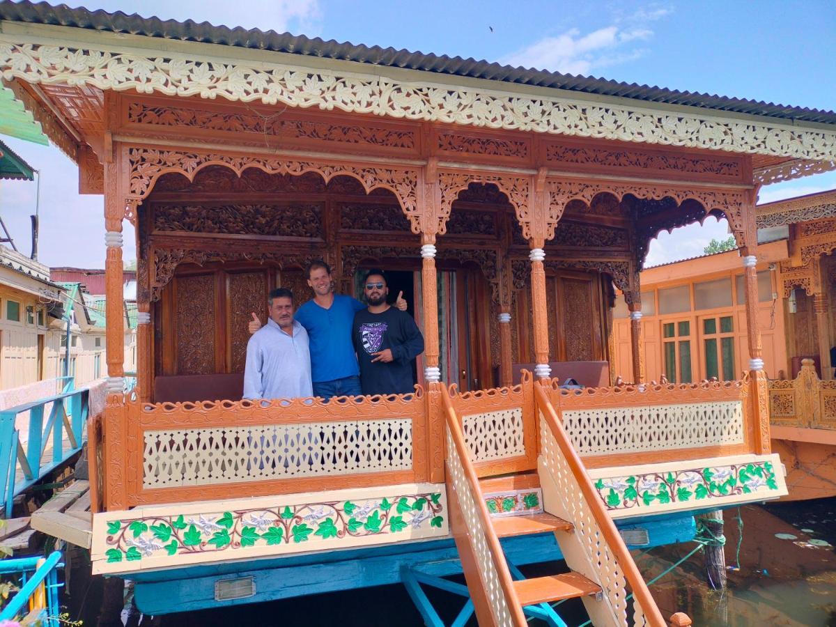 Heritage Shreen Houseboat Srīnagar Dış mekan fotoğraf