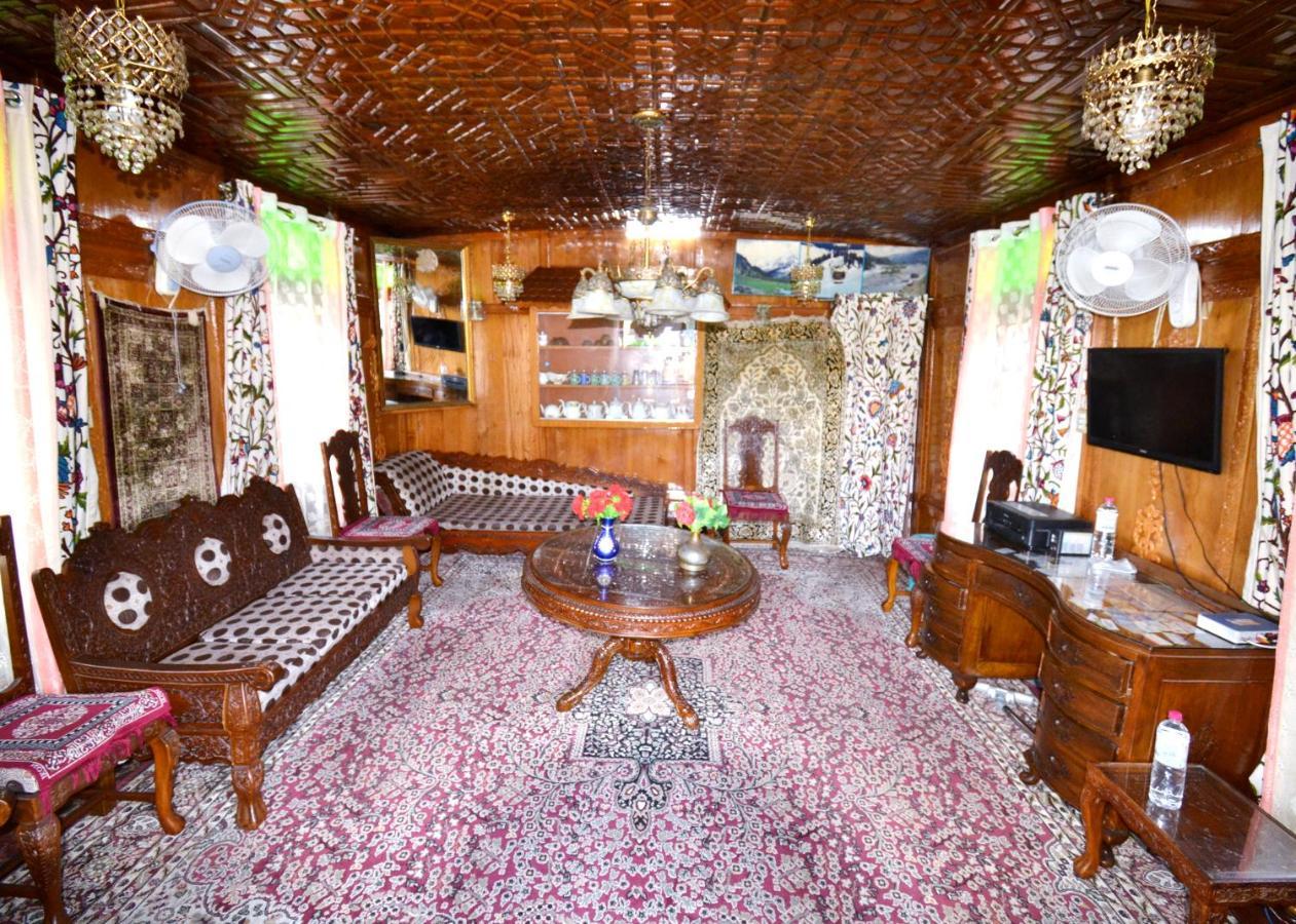 Heritage Shreen Houseboat Srīnagar Dış mekan fotoğraf